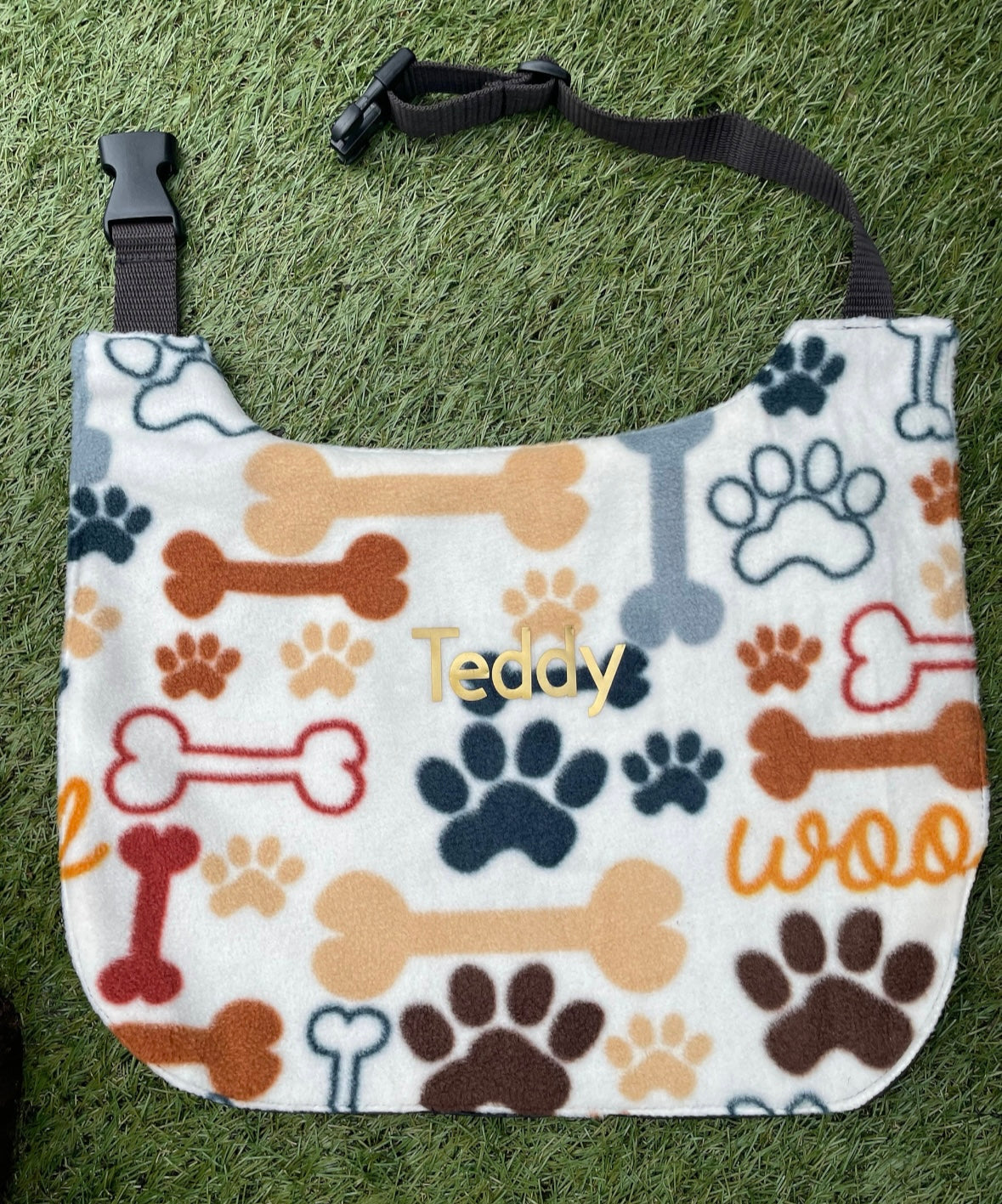 Large Breed Dog Bibs / Paws